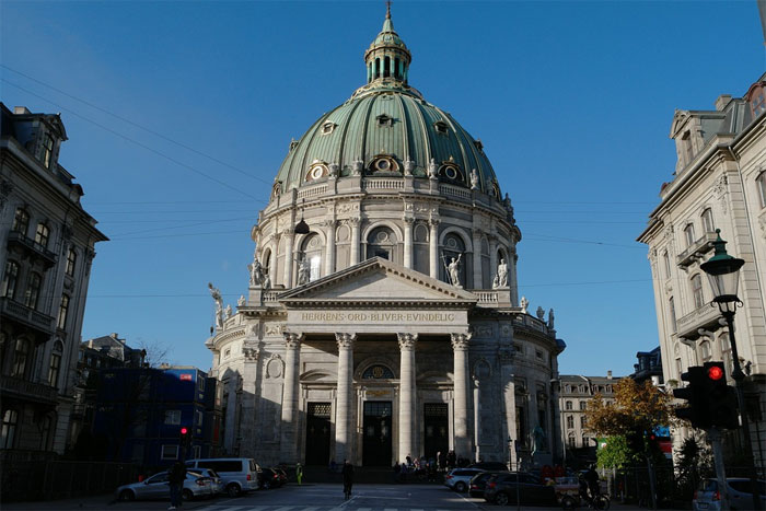 Мраморная церковь